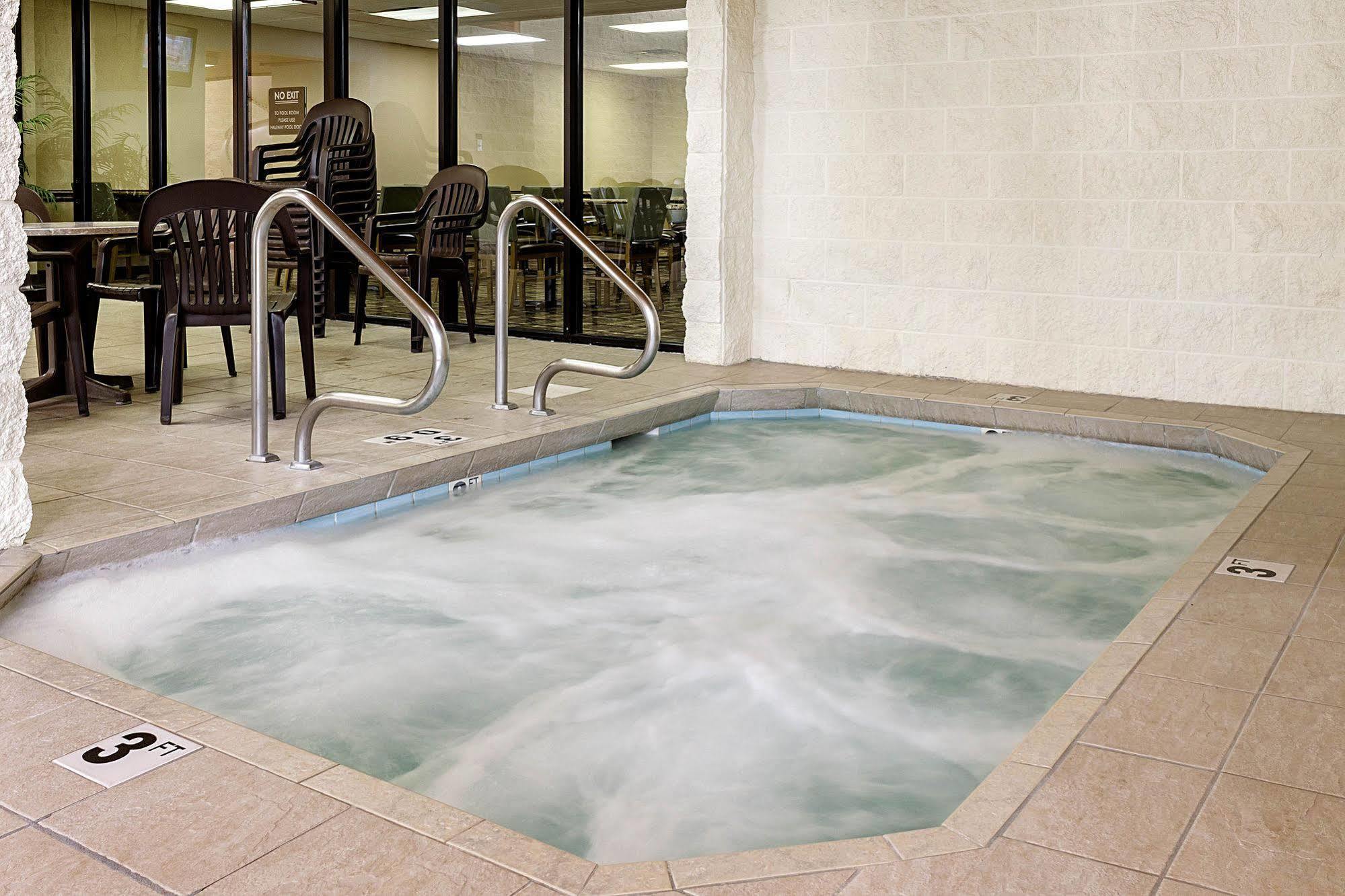 Comfort Inn Bismarck Exterior foto